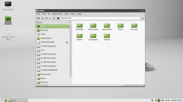 Linux Mint 12 LXDE explorateur de fichiers