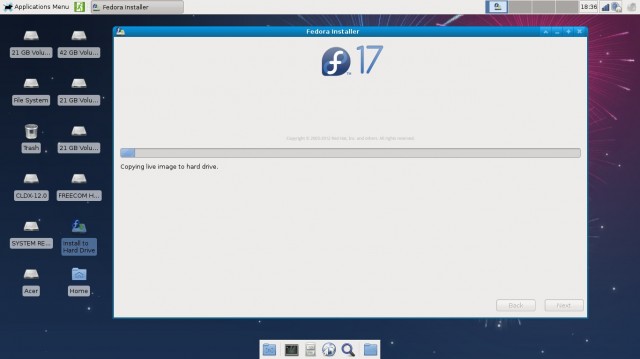 Fedora 17 XFCE l'installation en cours